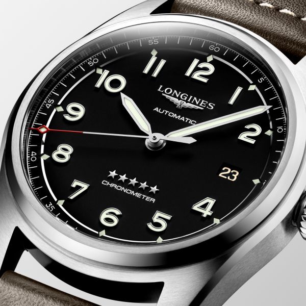longines-spirit-l3-810-4-53-0-detailed-view_38965c94-2c56-4f51-a45b-dac1943bf4bf.jpg
