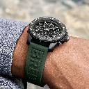 x82310d31b1s1-endurance-pro-on-wrist_cdb7b8e0-7a6f-4a18-b247-c856155be6ea.png