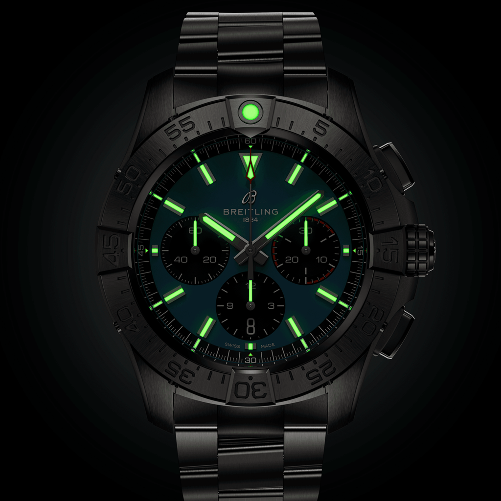 ab0147101c1a1-avenger-b01-chronograph-44-lumes_415eaed7-1ea8-47b4-b831-6325049507cf.png