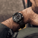 sb0147101b1x1-avenger-b01-chronograph-44-night-mission-on-wrist_917b7812-b068-420f-9358-d8682e1e5322.png