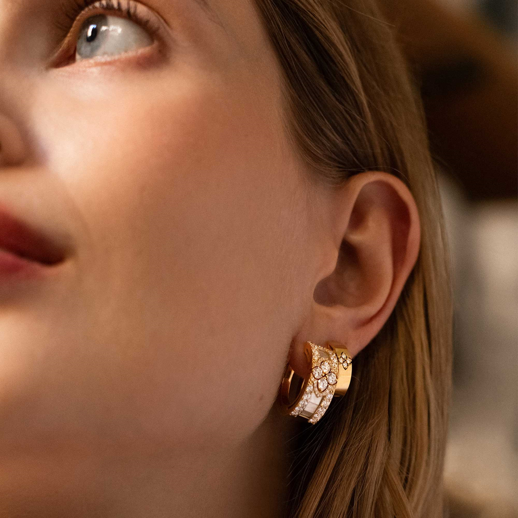 roberto-coin-love-in-verona-18k-yellow-gold-full-pave-diamonds-open-frame-hoop-earrings-with-mother-of-pearl_adv888ea2332_wear_0846e6a5-7487-47a9-aaa0-ec9aca760b0a.jpg
