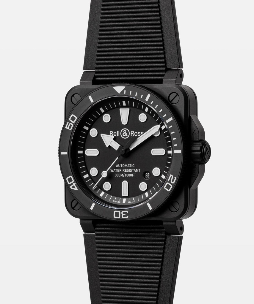 br03_diver_black-matte-produit-3_4_face-1_c8584ec2-1118-48cb-8751-07646822918b.jpg