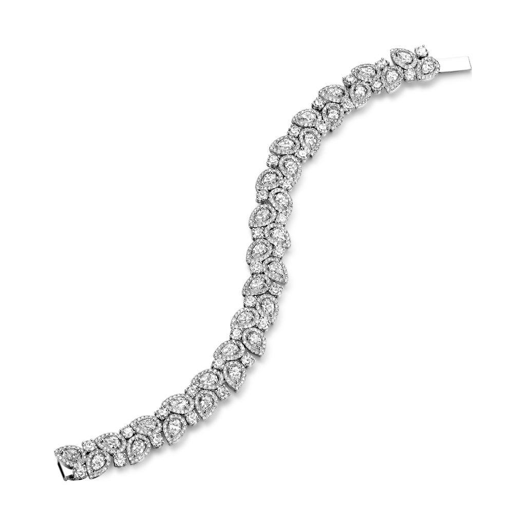 Tennis bracelet with pears and brilliants