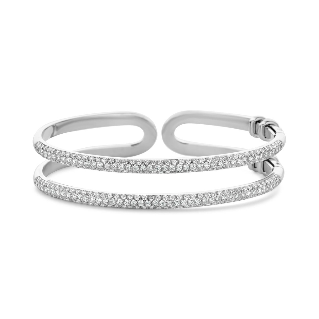 White Gold set with Diamonds