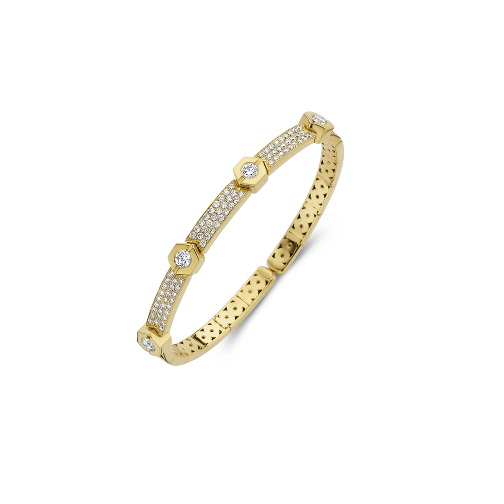 Yellow gold Bangle with diamonds
