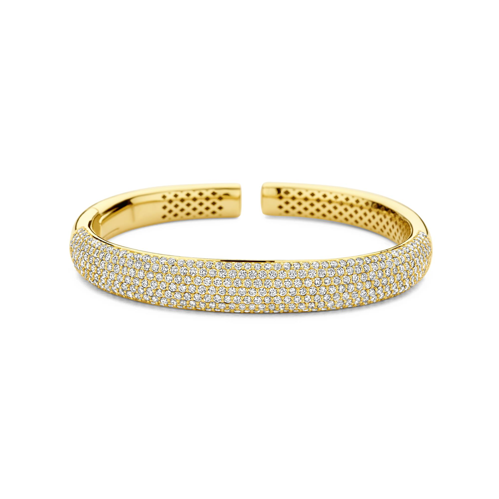Yellow gold bangle with diamonds
