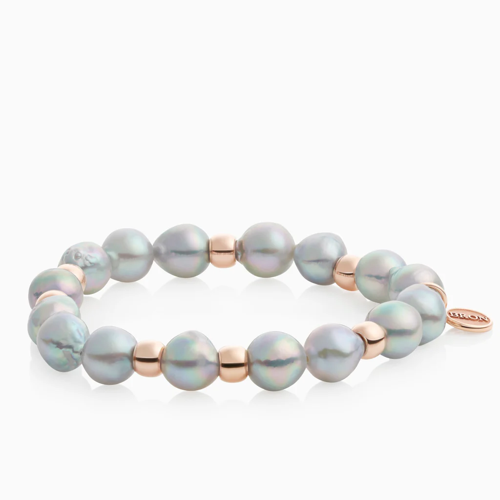 Reflex bracelet in pink gold with Akoya pearls