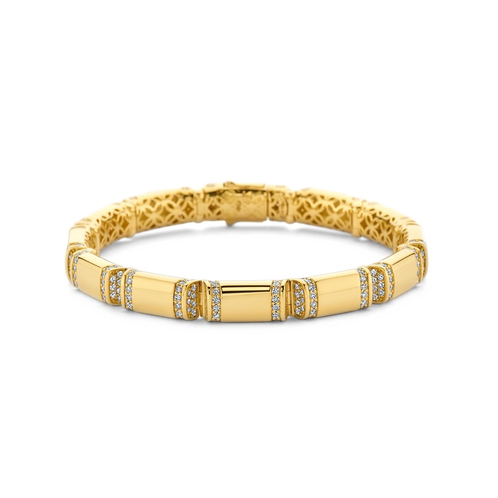 Gold bracelet with diamonds