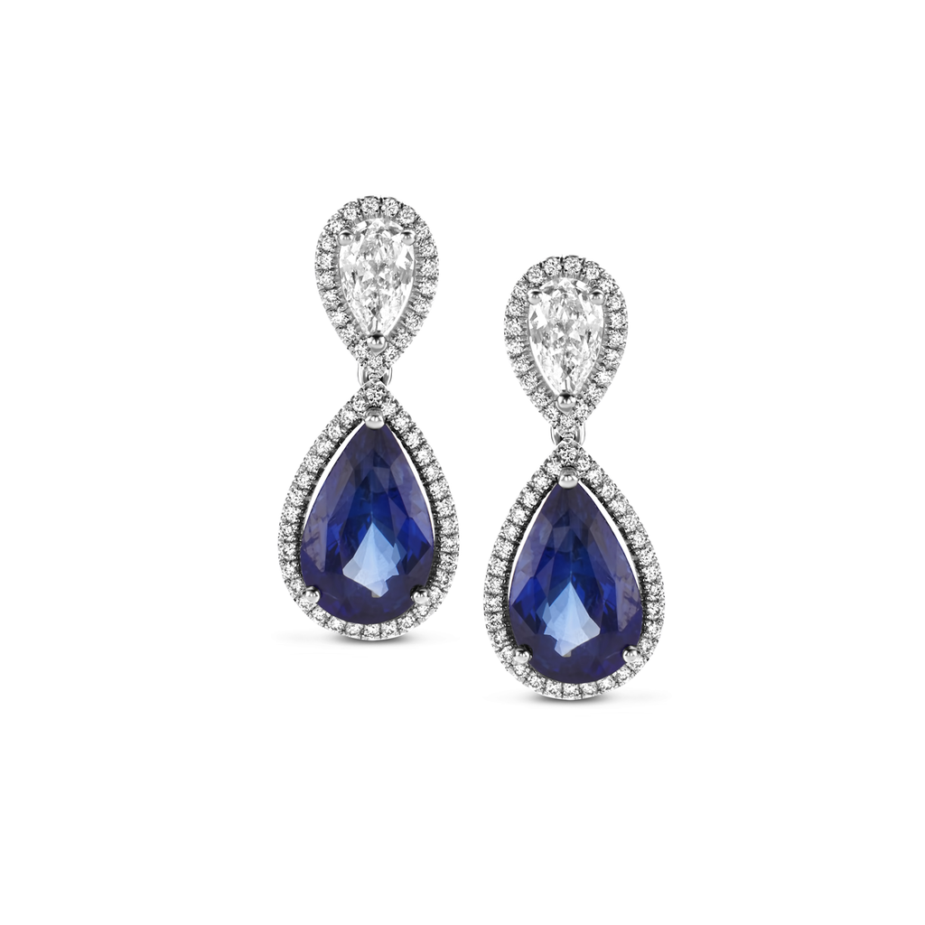 Earrings with pearshape sapphire and diamonds