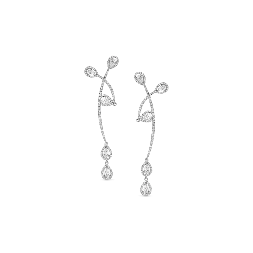 Earrings with diamonds
