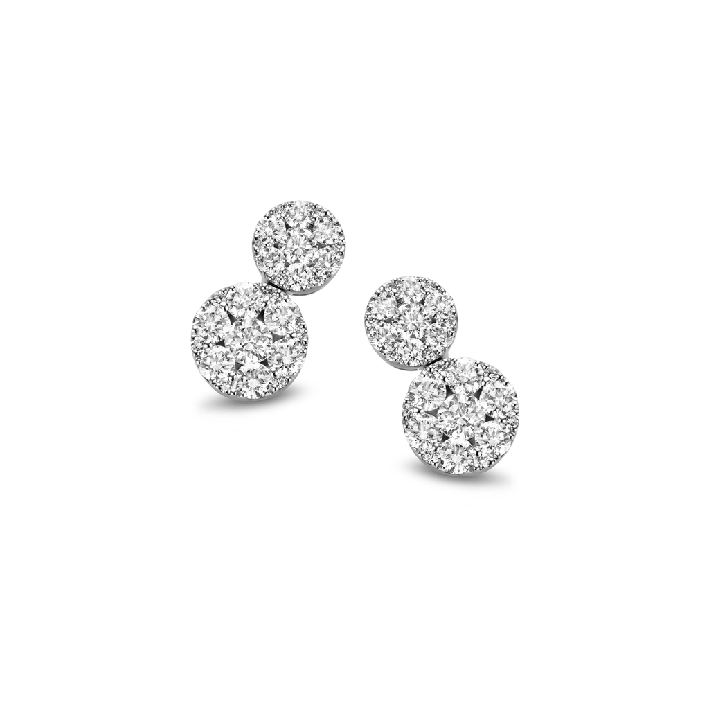 Earrings in white gold with diamond pavé