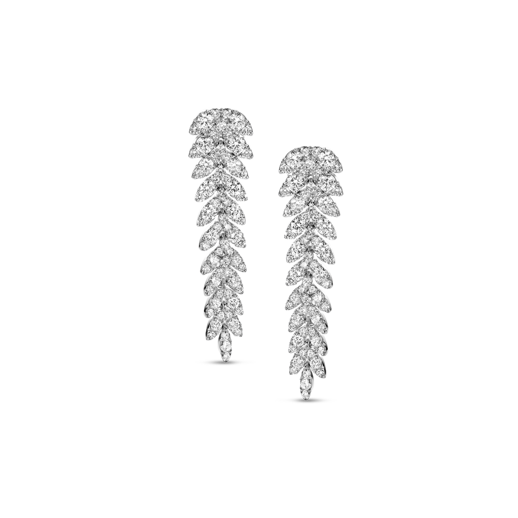 Earrings with diamonds