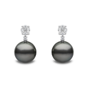 Whitegold earring with diamonds and pearls