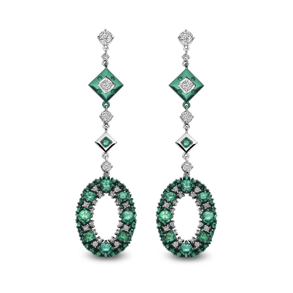 Whitegold earrings with diamonds and emerald