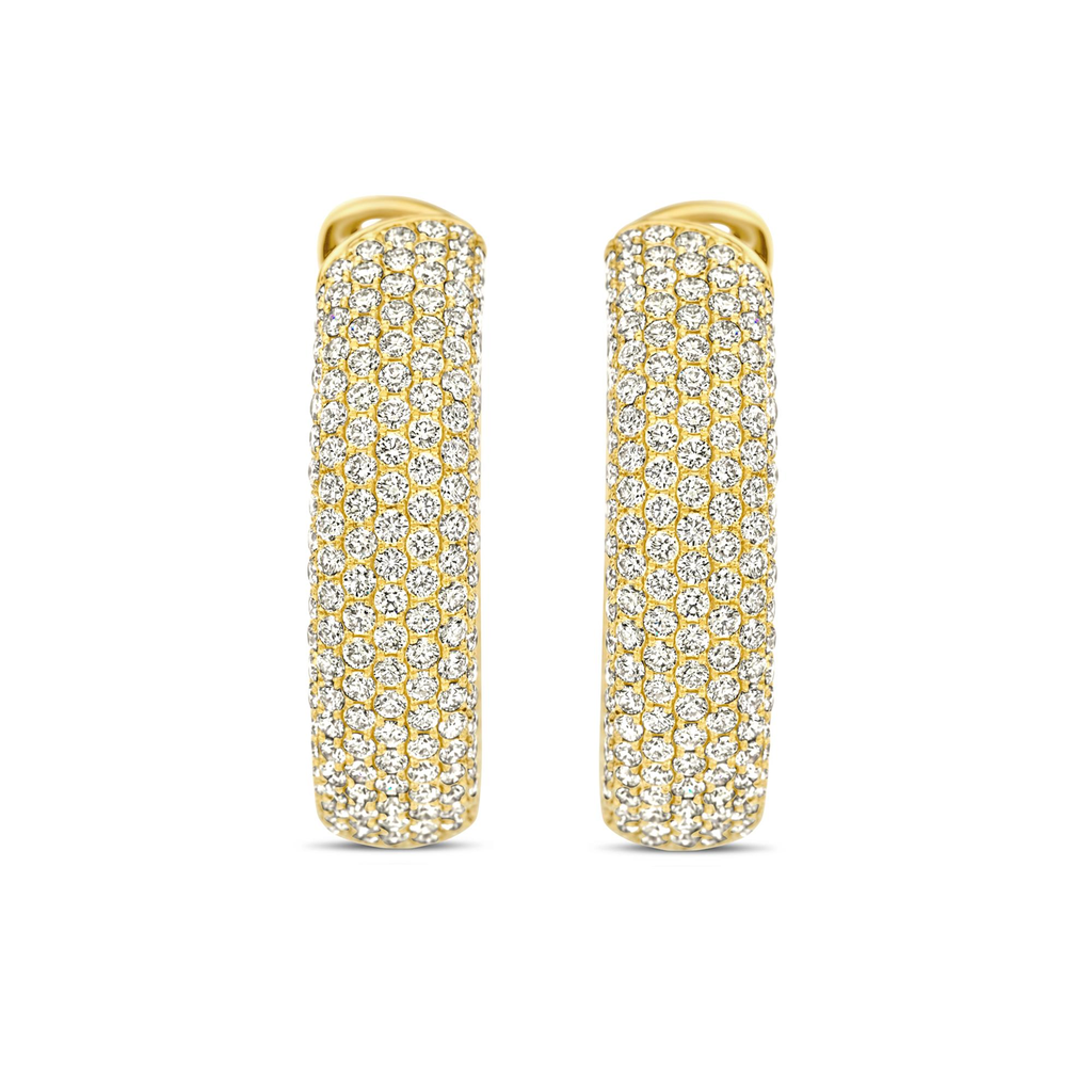 Yellow gold creoles with diamonds