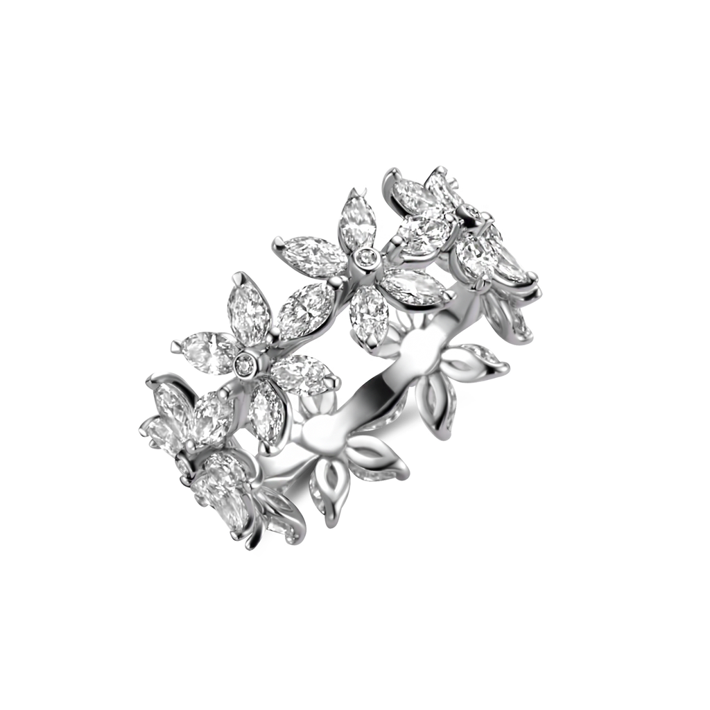 Ring with diamonds