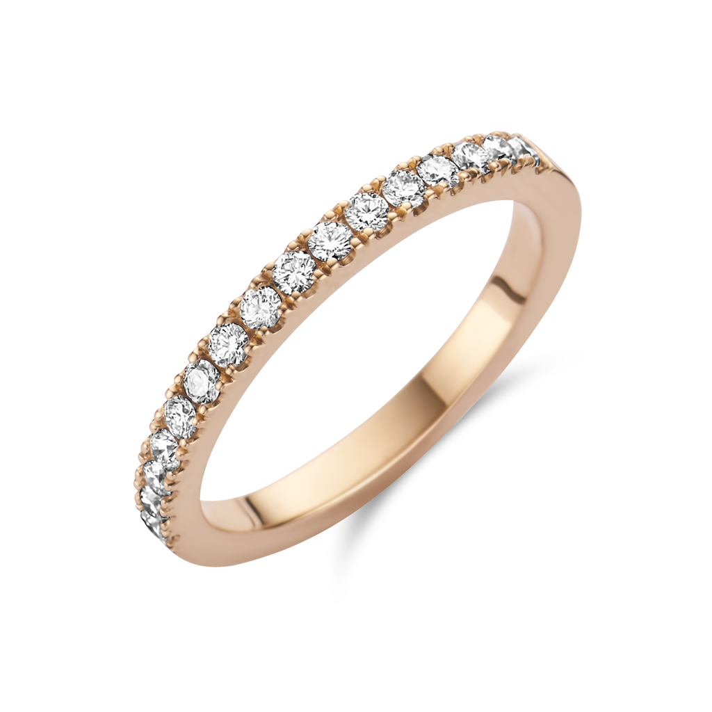 Ring with diamonds