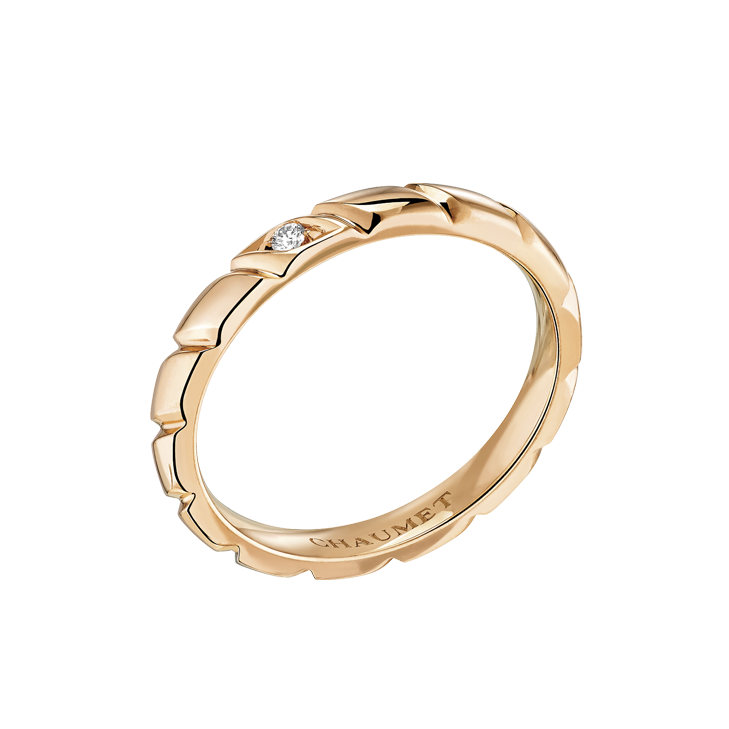 Torsade de Chaumet wedding band