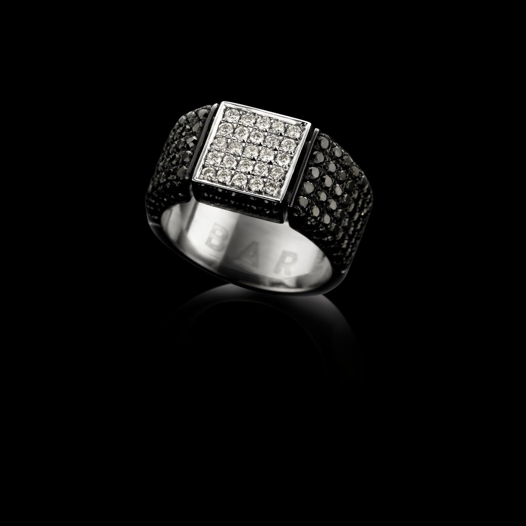 Signet Reversible Ring in White Gold with White and Black Diamonds