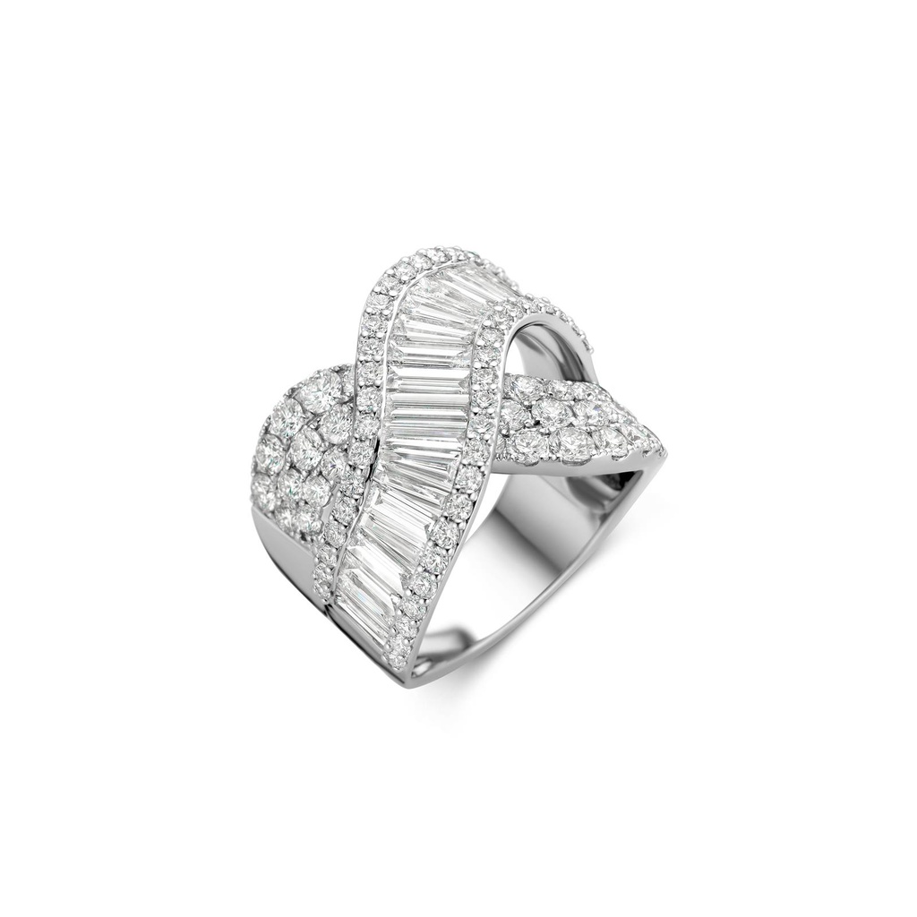 With gold ring set with Baguette and Diamonds