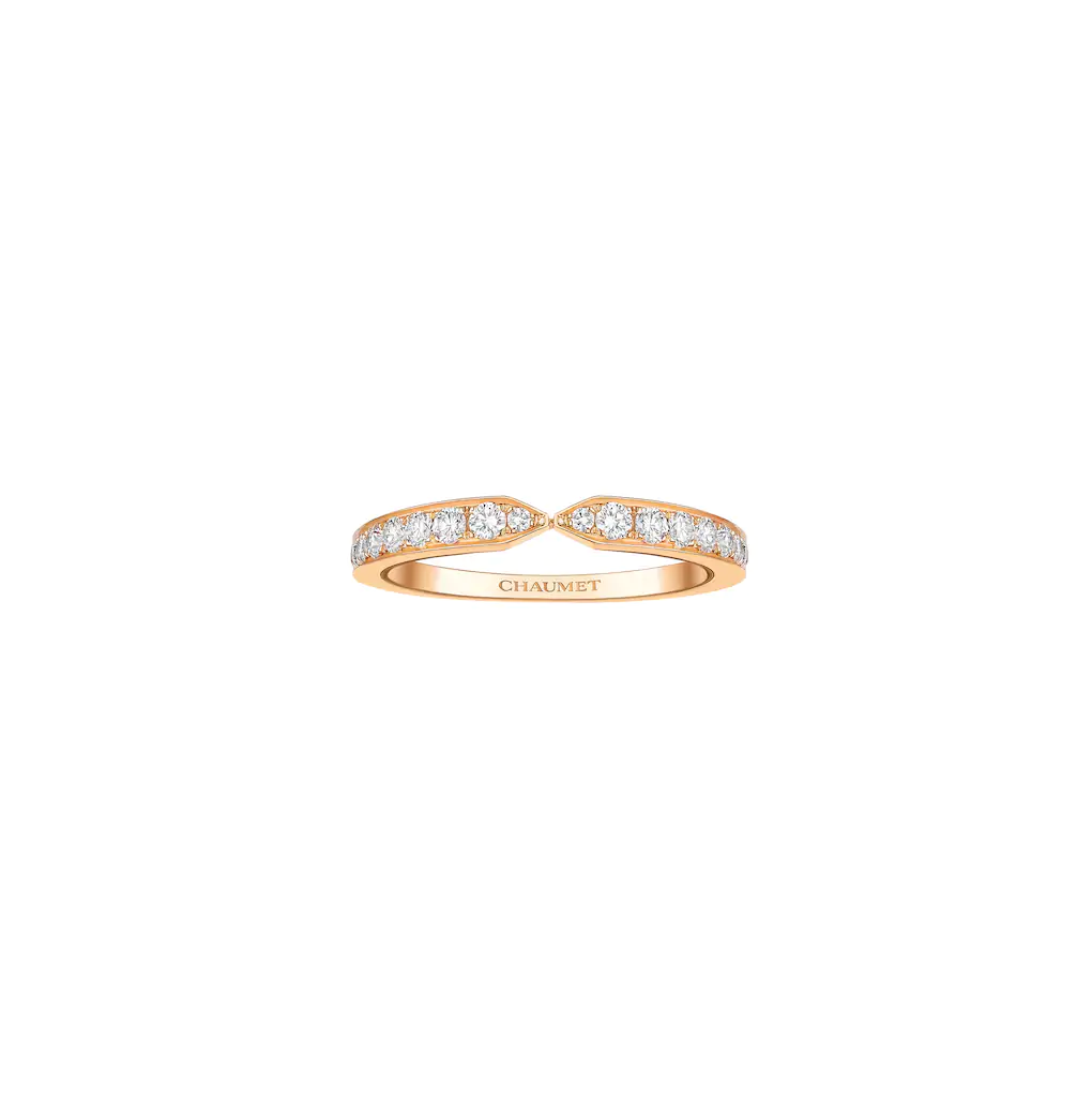 Triomphe de Chaumet wedding band