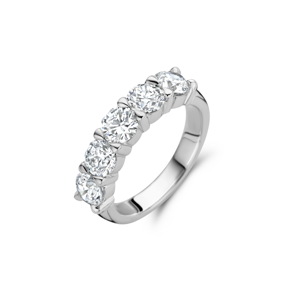 Wedding band with diamonds