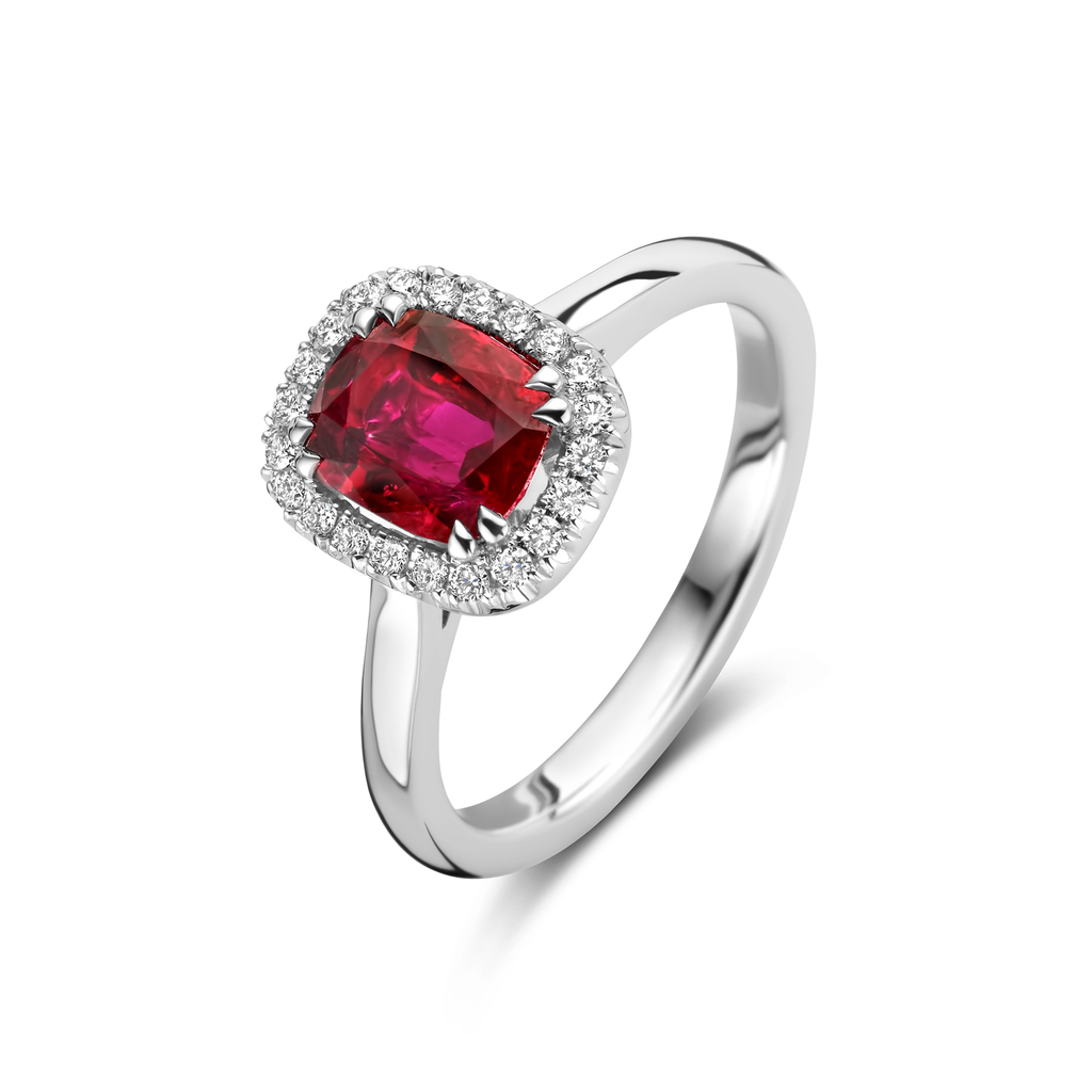White gold solitaire with Ruby