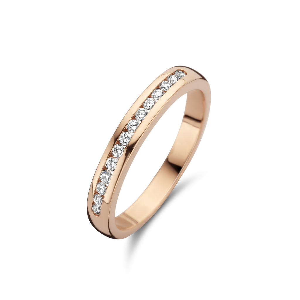 Wedding band with diamonds