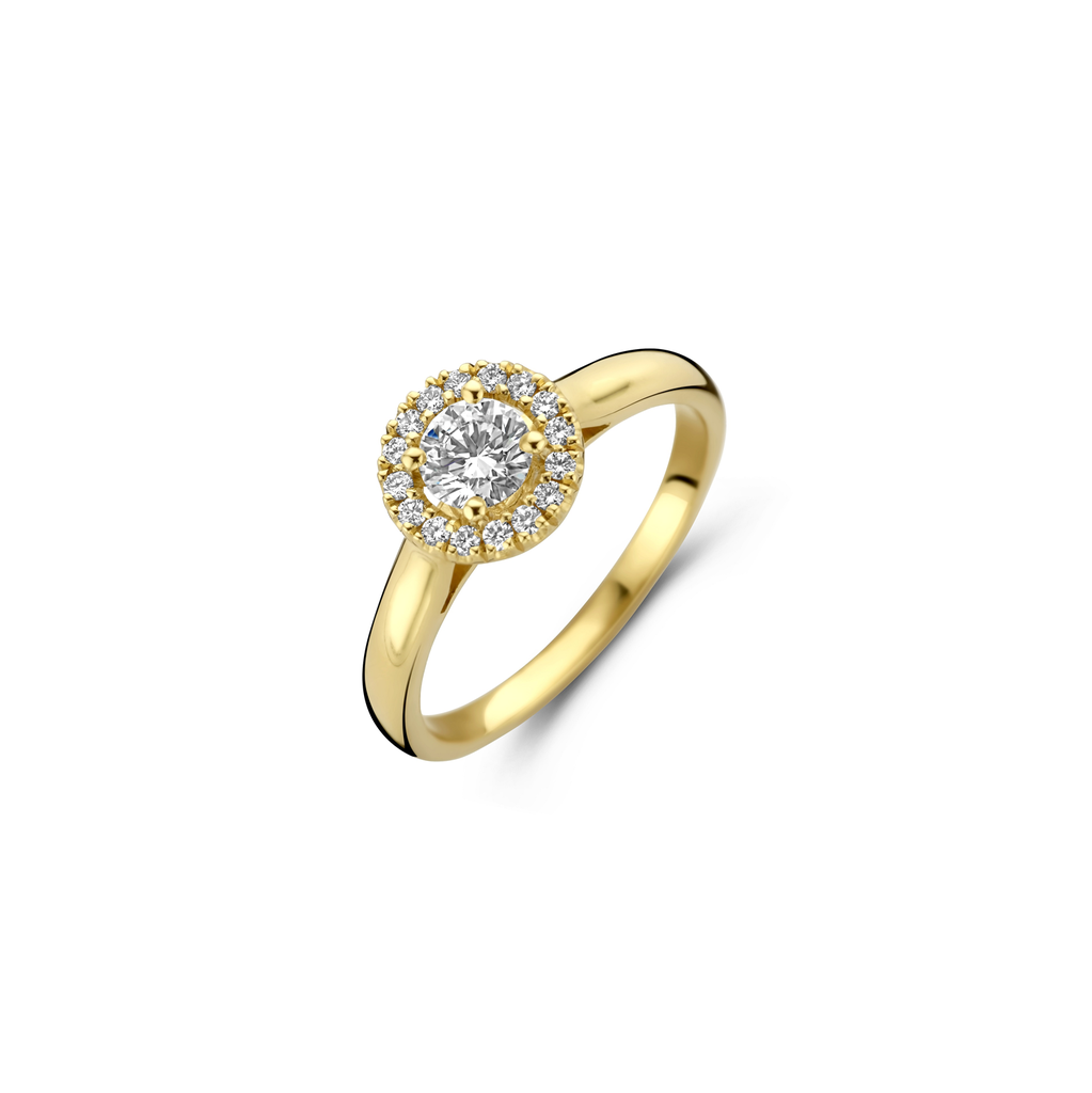 Yellow gold solitaire with diamonds