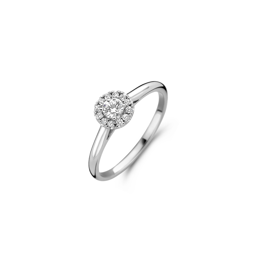 Whitegold solitaire with diamonds