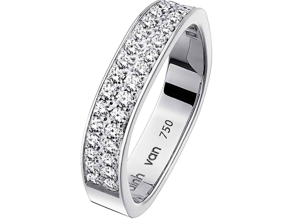 Square Wedding Band 4 mm in White Gold with Diamonds