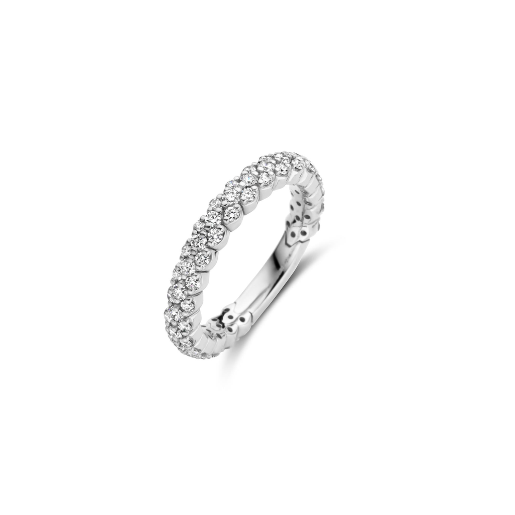 Ring in White Gold set with diamonds