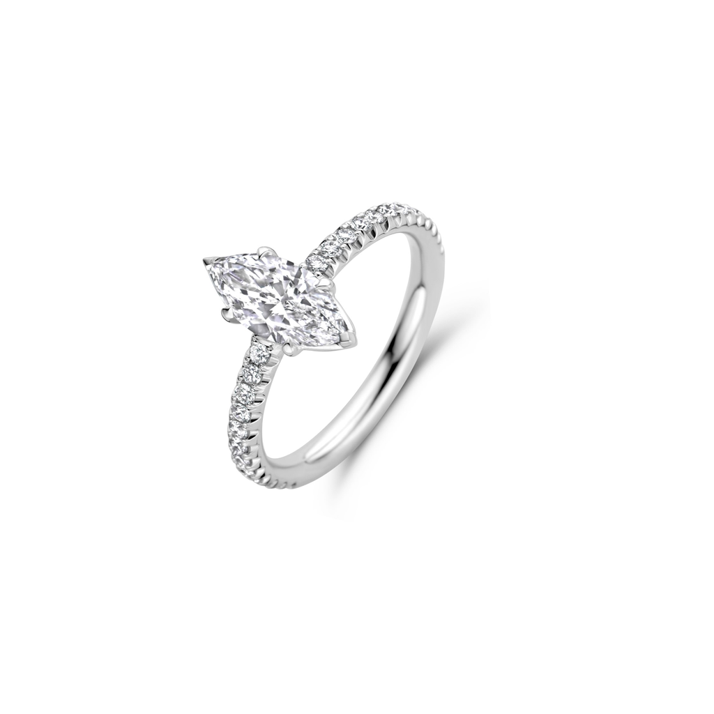 Whitegold solitaire with diamonds