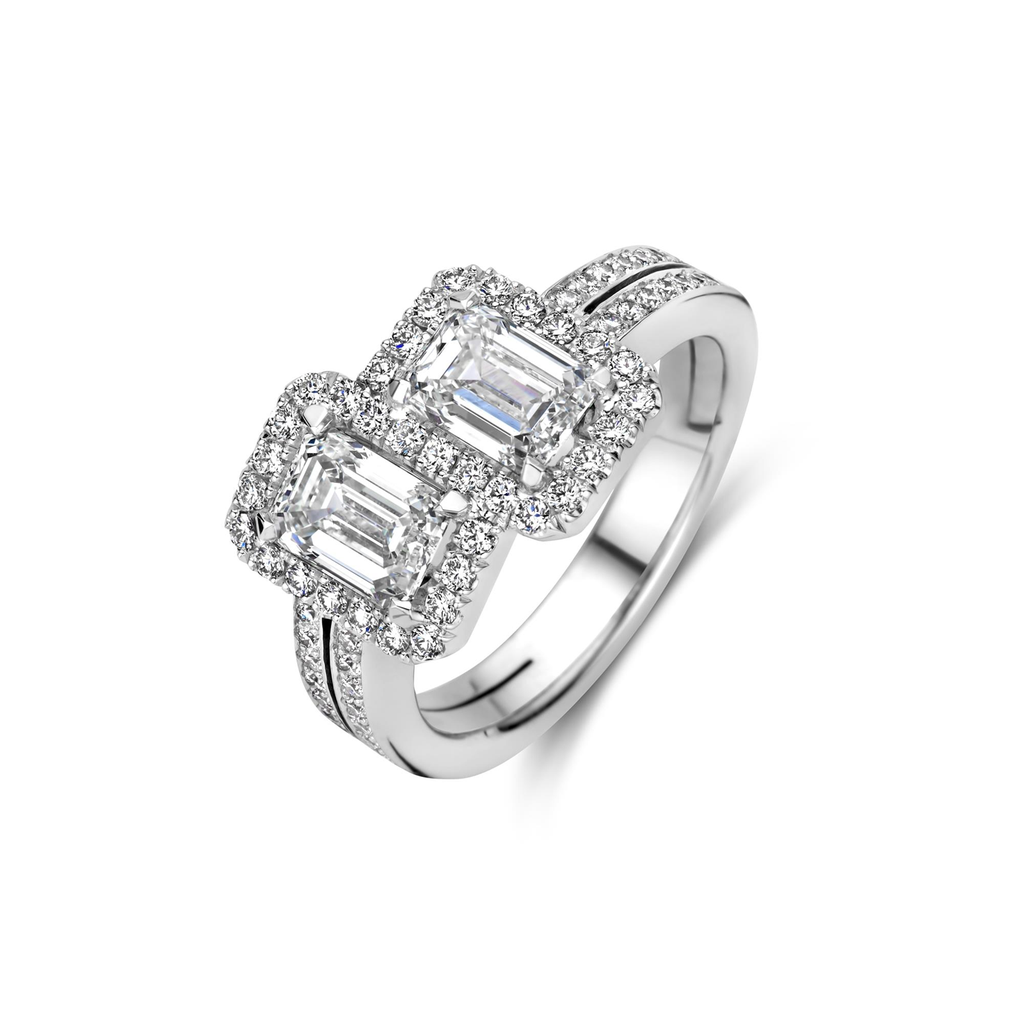 Toi & Moi with Emerald Cut Diamonds with Entourage