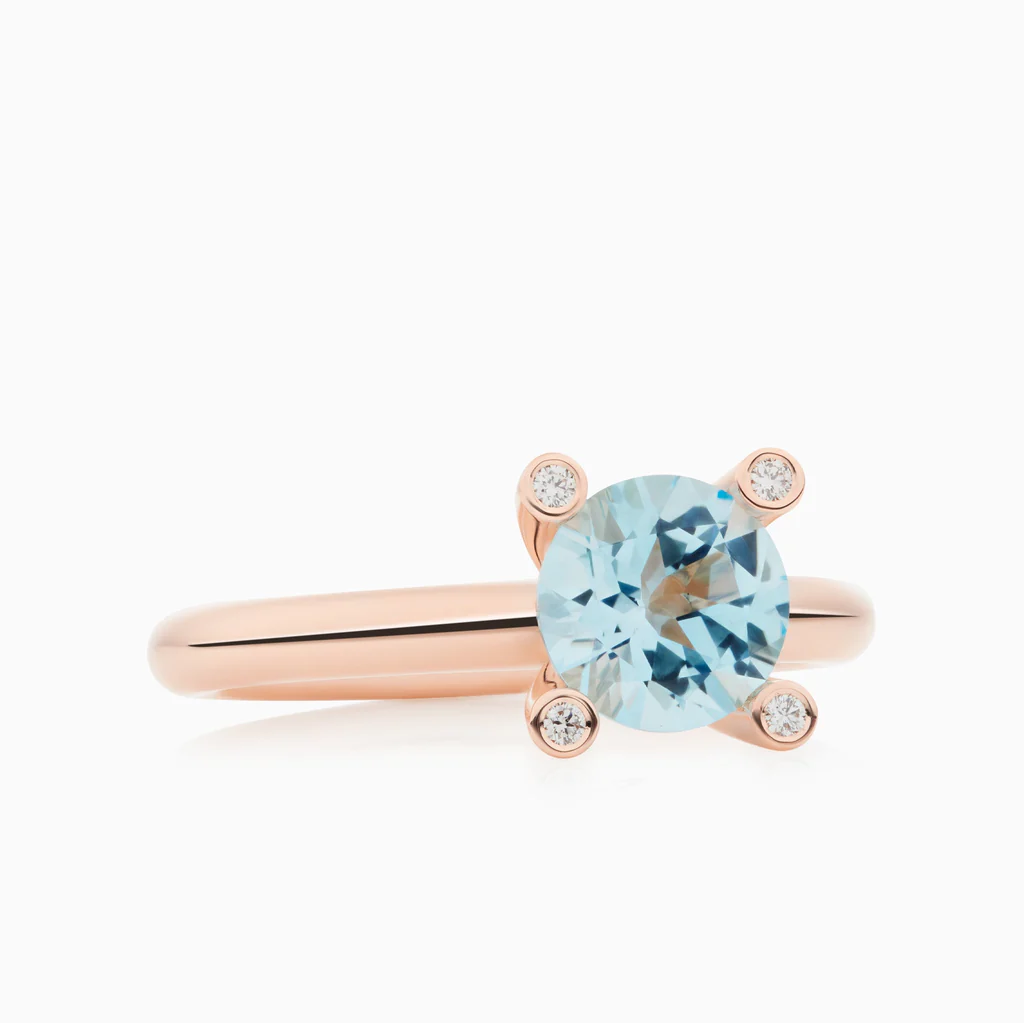 Phlox Ring in Pink Gold with Blue Topaz