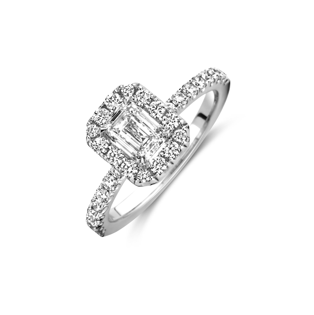 Whitegold solitaire with diamonds