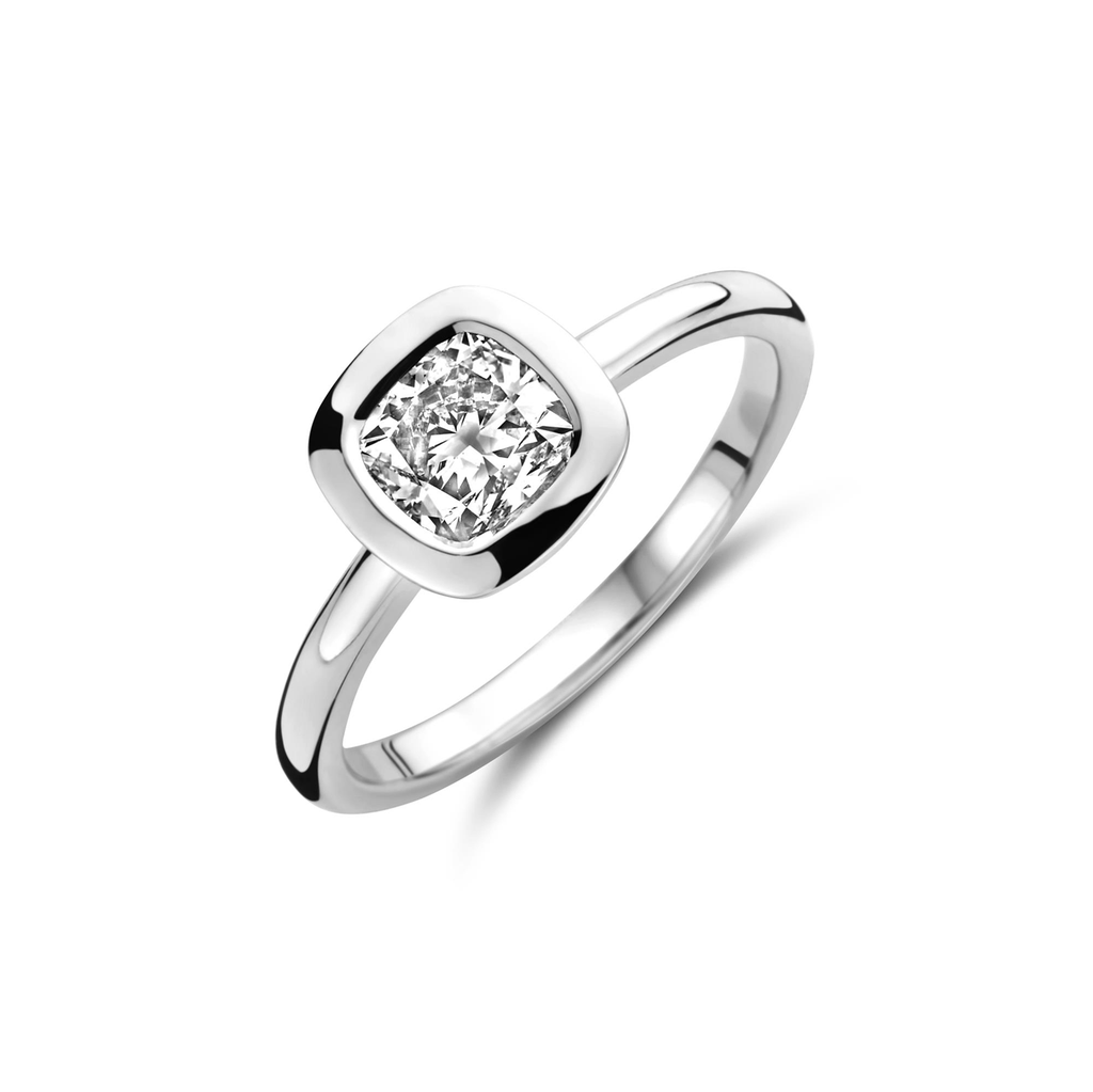 Whitegold solitaire with diamond