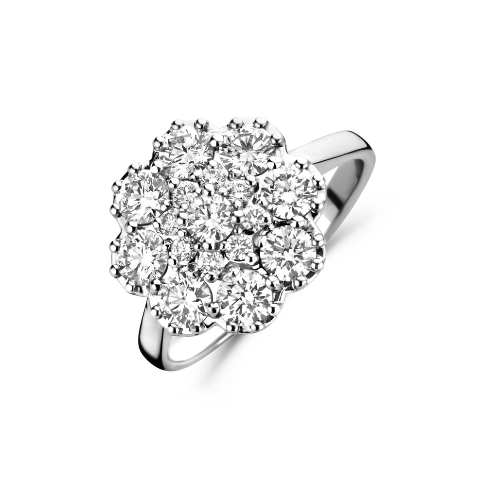 Whitegold ring with diamonds