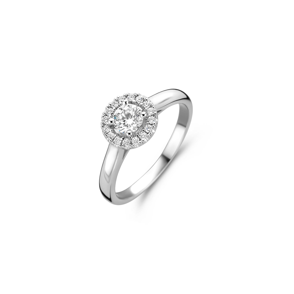 Whitegold ring with diamonds
