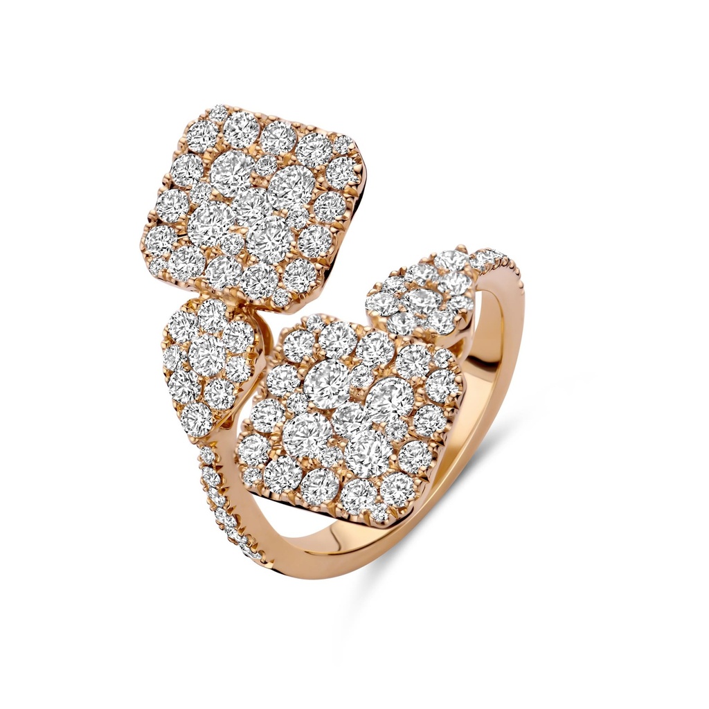 Yellow gold ring with diamonds