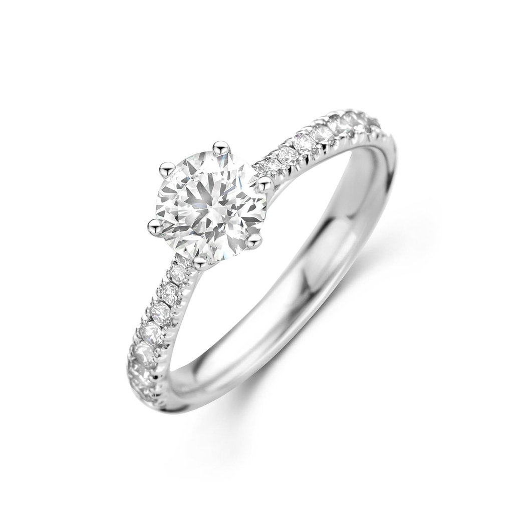 Whitegold solitaire with diamonds