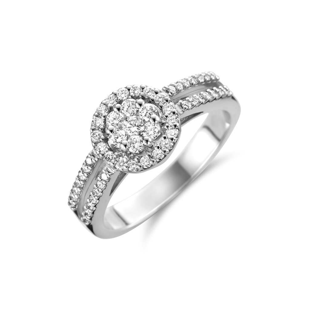 Solitaire white gold illusion