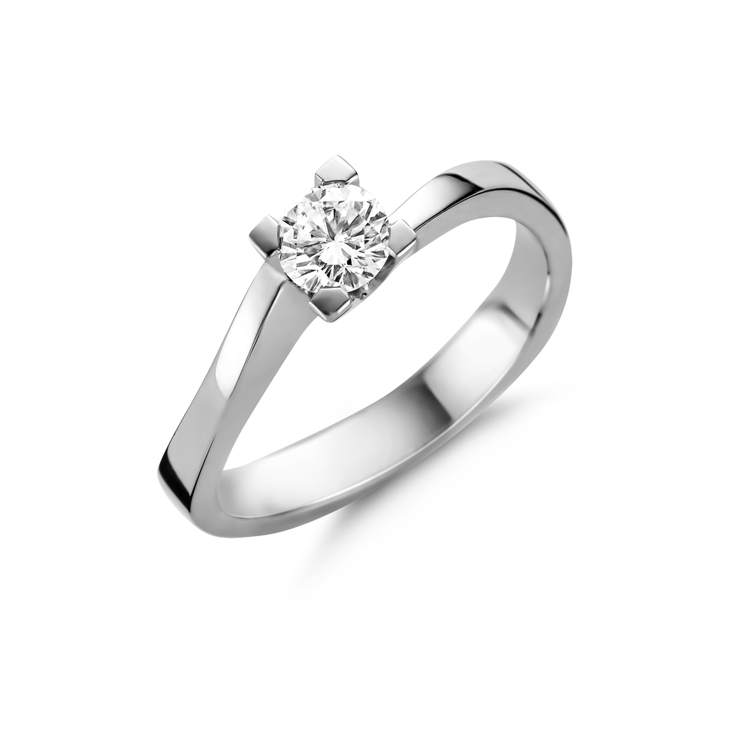 ring white gold solitaire